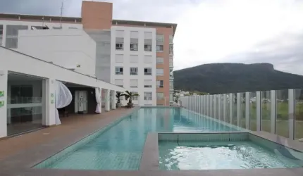 Duplex de 3 dorms no bairro Pedra Branca