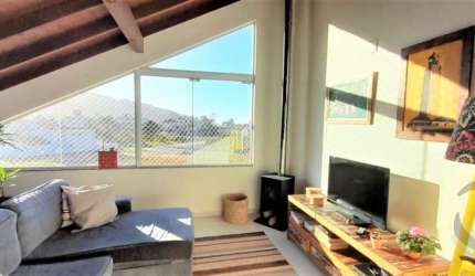 Casa Residencial de 3 quartos no bairro Açores