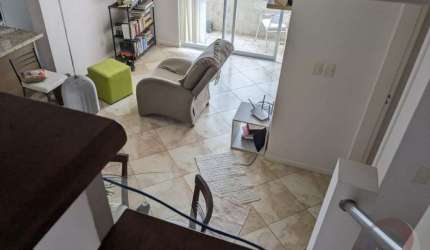 Cobertura de 3 dorms no bairro Córrego Grande