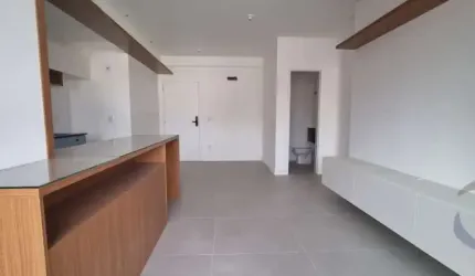 Apartamento de 2 dorms no bairro Trindade