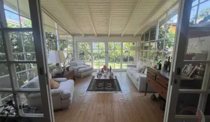 Casa Residencial de 2 dorms no bairro Lagoa Da Conceição