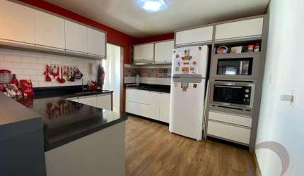Apartamento de 2 dorms no bairro Kobrasol