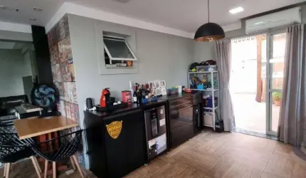 Apartamento de 2 dorms no bairro Agronômica