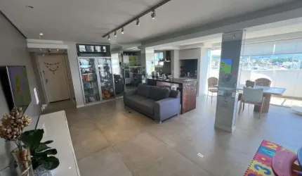 Apartamento de 3 dorms no bairro Centro