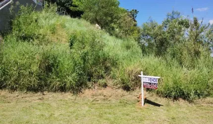 Terreno de 369.2m² no bairro Pedra Branca