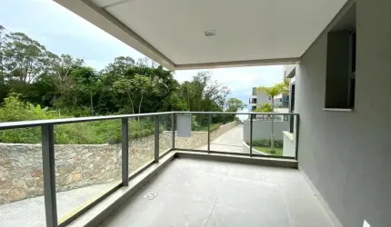Apartamento de 3 dorms no bairro Cacupé