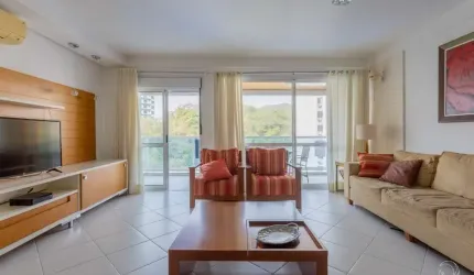 Apartamento com 3 suítes de 179,53m² na Beira Mar