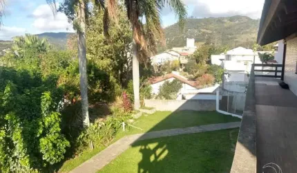 Terreno de 2247m² no bairro Carvoeira