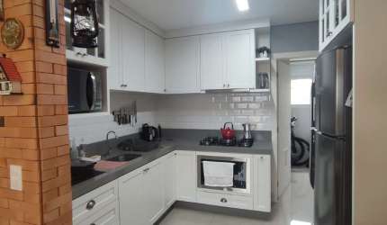 Apartamento de 2 dorms no bairro Pagani