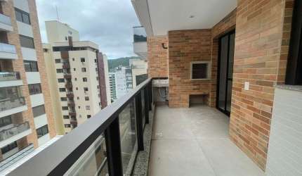 Apartamento de 3 dorms no bairro Itacorubi