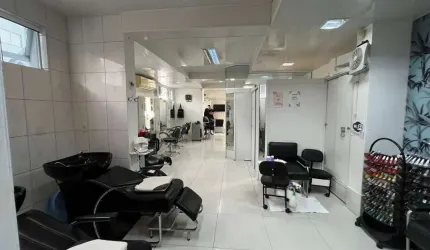 Loja de 104.65m² no bairro Carvoeira
