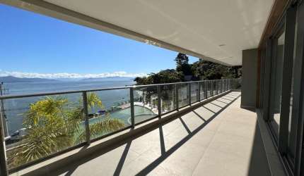 Apartamento de 176m² com 3 suítes em Cacupé