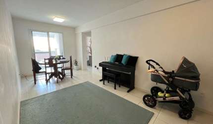 Apartamento com 2 dorms e 68m² em Barreiros