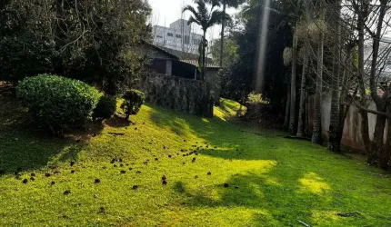 Terreno com 1652,68 m² de área total no Bosque das Mansões, São José - SC