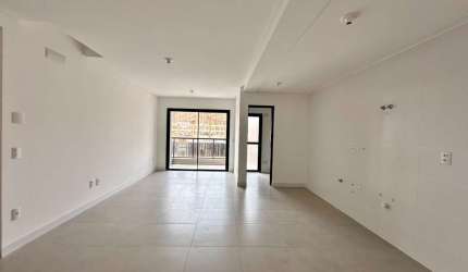 Apartamento com 3 suítes e 109,82m² privativos no Centro