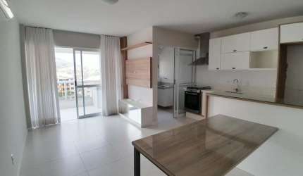 Apartamento de 2 quartos no bairro Saco Grande, Florianópolis.