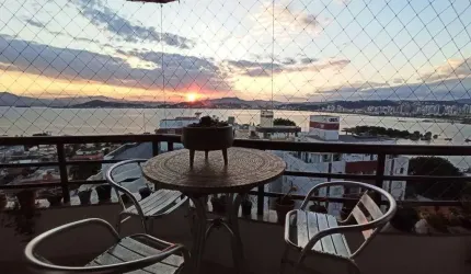 Apartamento de 186m² com 4 quartos no Bom Abrigo