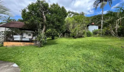 Excelente terreno com 12200m em Florianópolis!