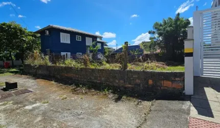Terreno com 50m do Mar da praia dos Açores