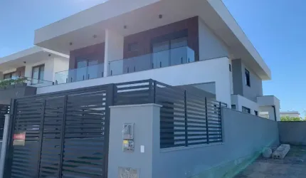 Ótima casa com 3 suítes no Jardim Campeche