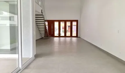 Casa Residencial de 220m² em Condomínio Fechado  na Cachoeira