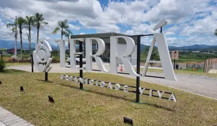Terreno com 129,30m² bairro Forquilhas em São jose