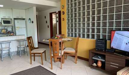 Ótimo apartamento com 2 quartos na Cachoeira do Bom Jesus - Florianópolis SC.