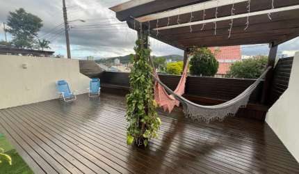 Apartamento Garden com 3 quartos sendo 1 suíte no bairro Ipiranga em São José