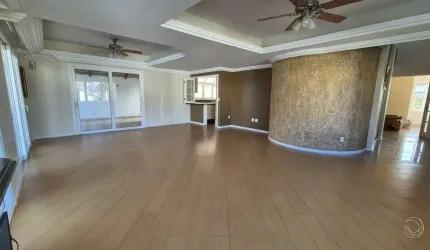 Casa 537m² com 5 quartos 1 sendo suite no bairro Pedra branca