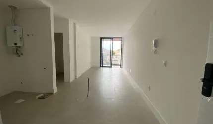 Apartamento com 2 suítes em Jurerê