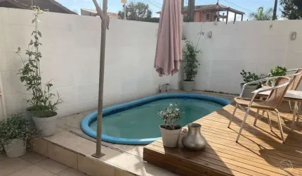 Casa com 2 quartos sendo 1 suíte nos Ingleses do Rio Vermelho