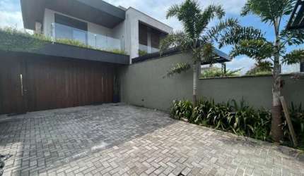 Casa com 3 suítes no bairro Morro das pedras