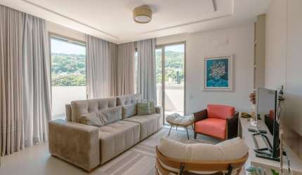 Cobertura com 3 suítes e 201,71m² no Córrego Grande