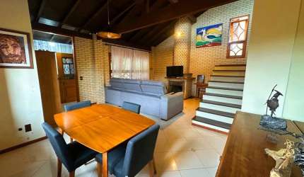 Casa com 275m² com 4 quartos sendo 1 suíte no Campeche