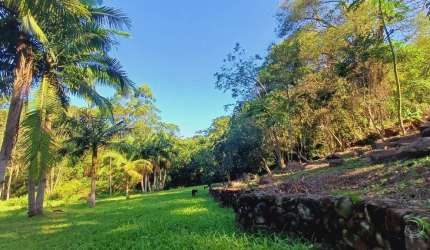 Terreno com 1.528m² no bairro Encantada, Garopaba.