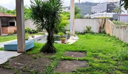 Terreno de 583m² na Santa Mônica