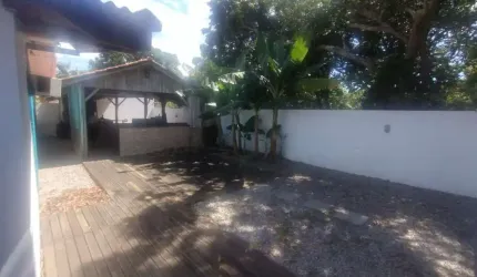 Terreno de 371,24 nos Ingleses