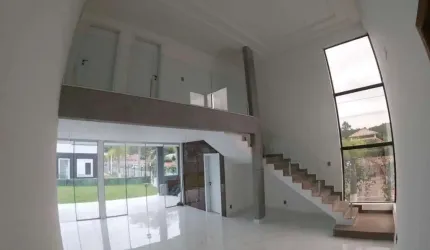 Casa Residencial de 212m² com 3 Suítes no Rio Vermelho