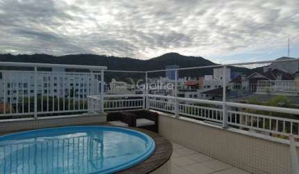 Cobertura de 101m² com 2 quartos sendo 1 suíte nos Ingleses do Rio Vermelho