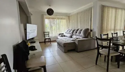 Linda Casa em Condomínio no Bairro Cachoeira do bom Jesus