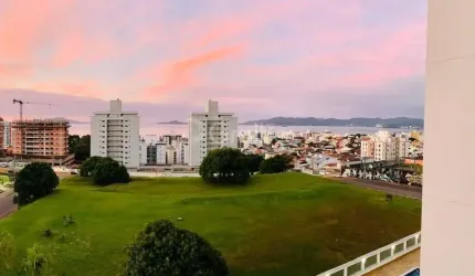 Apartamento de 75m² com 2 quartos sendo 1 suíte no Jardim Atlântico