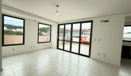 Cobertura Duplex com 4 suítes e 179m² privativos em Jurerê, Florianópolis