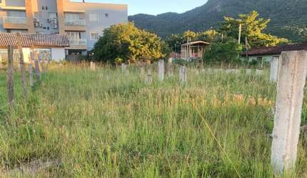 Terreno à Venda no bairro Ribeirão da Ilha - Florianópolis!