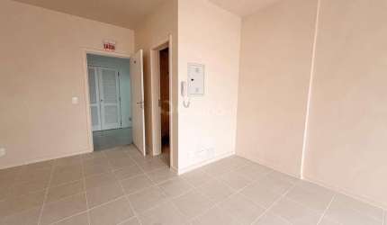 Sala Comercial de 37m² no Estreito