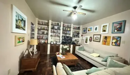 Casa de 300m² com 4 quartos sendo 1 suíte em Coqueiros