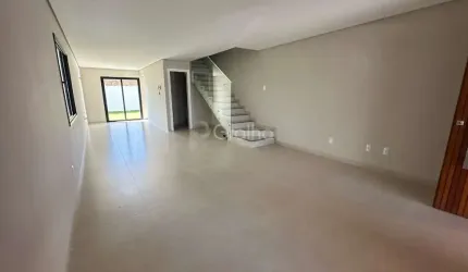 Casa com 3 quartos sendo 1 suíte no bairro Passa Vinte em Palhoça/SC