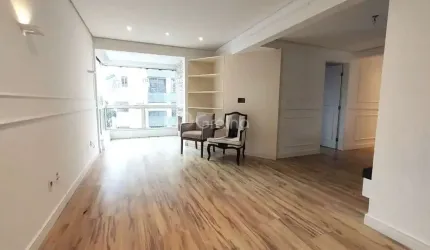 Apartamento de 110m² com 3 quartos sendo 1 suíte no Itacorubi