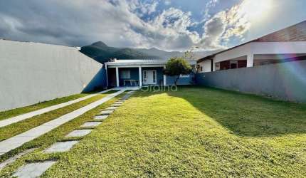 Casa 3 dormitorios a 300m da praia