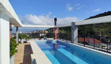 Apartamento com 3 quartos e 101m² privativos em Coqueiros, Florianópolis