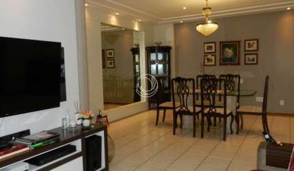 Apartamento de 4 dorms no bairro Centro